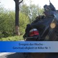 Auto nach Verkehrsunfall zerstört