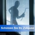 Schatten eines Einbrechers mit Kuhfuss