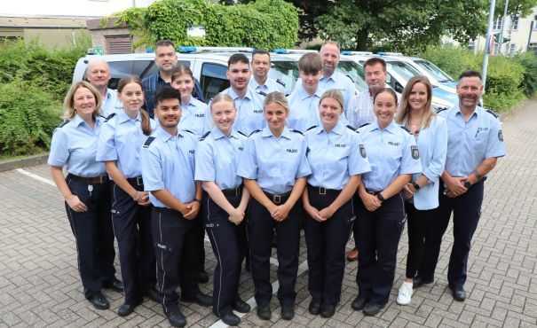 19 neue Kommissaranwärter-/innen für die Kreispolizeibehörde Euskirchen